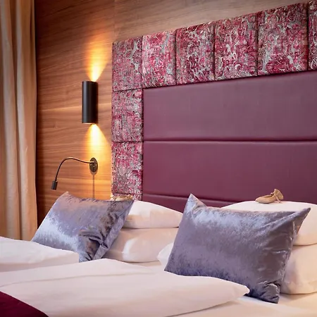 Hotel Ayurveda Mandira 4*